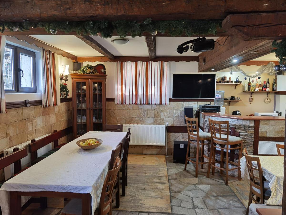 Mira Guest House Dobrinischte Exterior foto