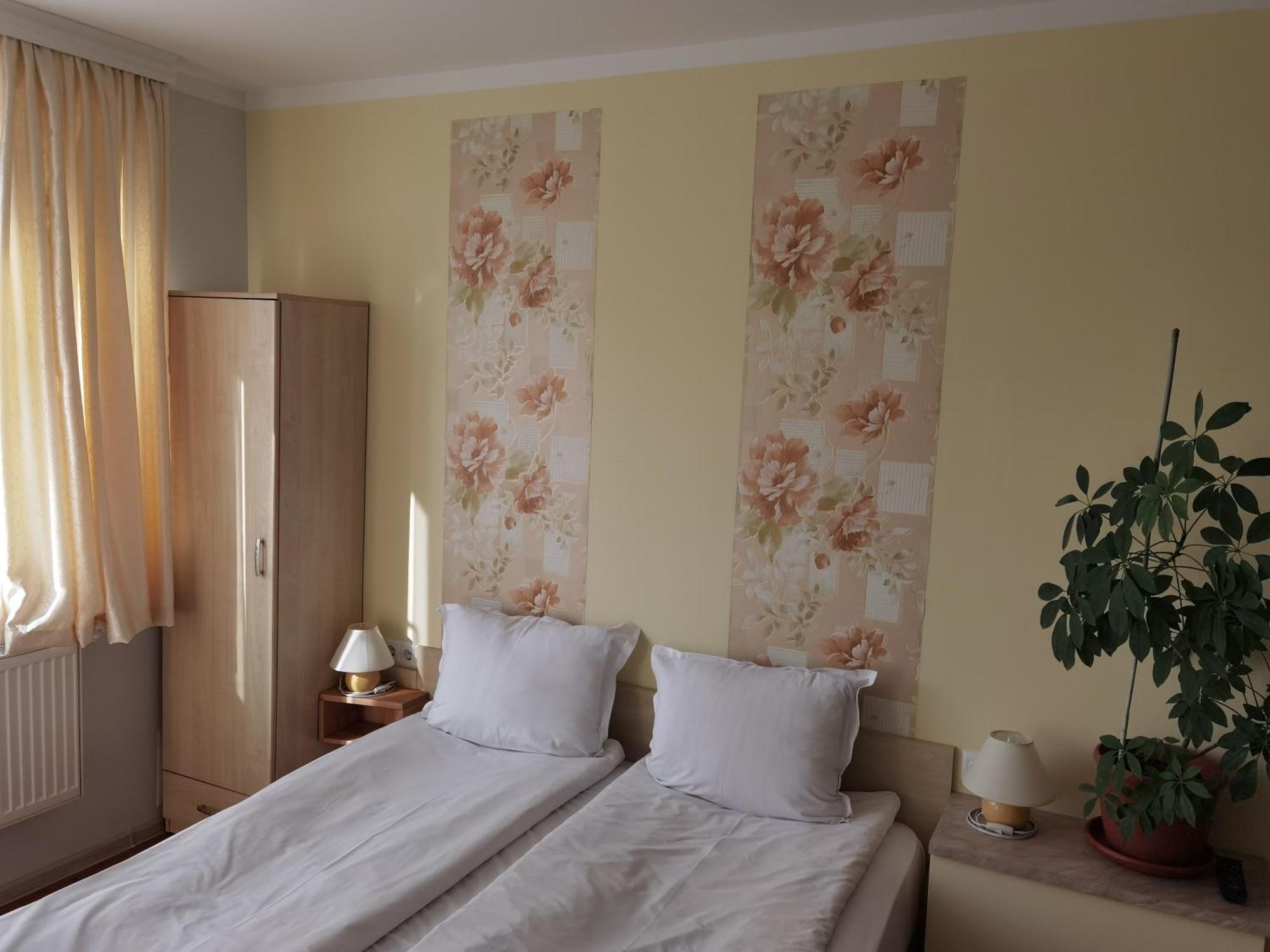 Mira Guest House Dobrinischte Zimmer foto